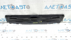 The radiator deflector on the 09-17 Audi Q5 8R amplifier is cracked.