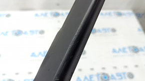 Right windshield wiper seal for Toyota Rav4 19-25 (scratches)