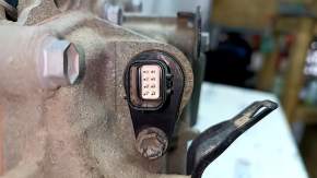 Toyota Rav4 19-25 hybrid AWD 77k rear differential, torn seals