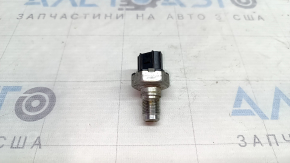 Honda Accord 23-hybrid fuel pressure sensor on the fuel rail