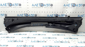Plastic windshield wiper grille for Toyota Rav4 19-25 with center seal, worn