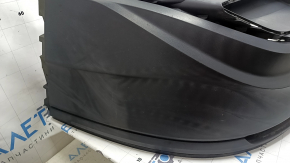 The rear bumper is bare, the lower part of the VW Tiguan 18-21, the structure is without parking sensors, scratches, the plastic has turned white.