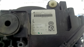 Left front headlight for VW Tiguan 18-21, halogen, LED DRL, polishable, stains from the inside