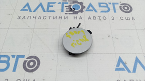 The towing hook plug for the front bumper of a VW Tiguan 18-21 has a broken mount