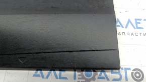Lower rear left door trim VW Tiguan 18-24 structure, scratches