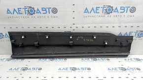 Lower front left door trim VW Tiguan 18-24 structure, scratches