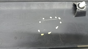 Lower trunk door trim Toyota Rav4 19-25, black gloss, broken fasteners, worn