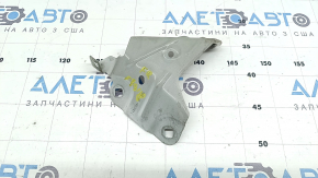 Right fender bracket on the BMW X2 F39 18-23 pillar