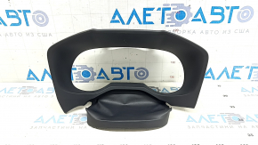 Toyota Rav4 19-25 instrument panel frame scratches