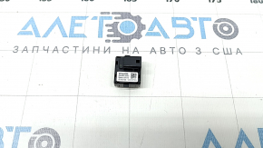 Microphone in the ceiling of Lexus ES 19-25
