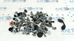Incomplete interior hardware for Toyota Rav4 19-25