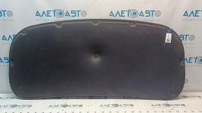 The hood insulation of the Hyundai Tucson 22-26 is broken and dented