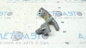 EGR valve bracket Lexus ES250 ES300h 19-21
