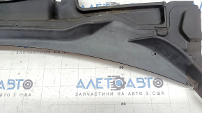 Windscreen wiper grille plastic Ford Mustang mk6 18-23 seals are torn, plastic has turned white