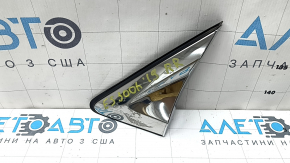 Triangle plug for the right rear wing of Lexus ES 19-26 chrome