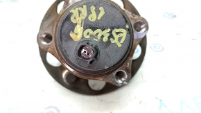 Rear right hub Lexus ES300h ES350 19-26 FWD