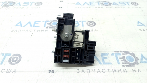 Lexus ES300h positive battery terminal 19-26