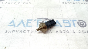 Lexus ES250 ES300h 19-26 fuel pressure sensor on the high-pressure rail