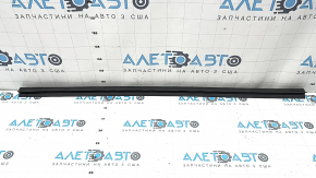 Front right lower door seal for Lexus ES250 ES300h ES350 19-26