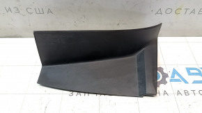 The outer wing light cover, right, VW Jetta 19-26, the fasteners are broken