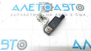Lexus ES300h negative battery terminal 19-26