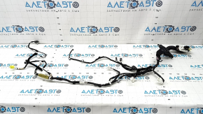Wiring for the front right door of a Lexus ES 19-21 for keyless entry