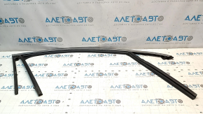 Upper front right door molding Ford Escape MK4 20-26 chrome, with glass seal, scratches