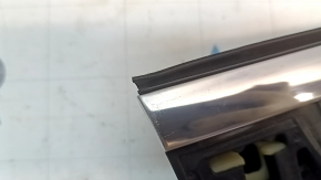 Upper front right door molding Ford Escape MK4 20-26 chrome, with glass seal, scratches