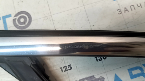 Upper front right door molding Ford Escape MK4 20-26 chrome, with glass seal, scratches
