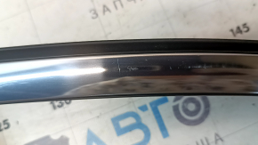 Upper front right door molding Ford Escape MK4 20-26 chrome, with glass seal, scratches