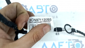 Wiring for the front left door of a VW Atlas 18-26 keyless, missing connector