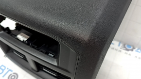 Rear center console trim with air duct deflector VW Atlas 21-23 black for 2 USB, for socket, worn
