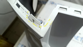 Bare rear bumper VW Atlas 21-26 white, worn, cracked, damaged mount