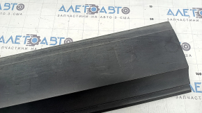 Lower front right door trim VW Atlas 18-26 structure, worn