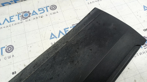 Lower front left door trim VW Atlas 18-26 structure, worn
