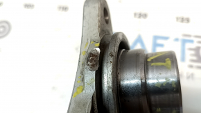 The tail flange of the Cadillac ATS 13- 2.0T AWD transfer case is dented