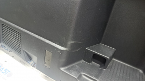 Right arch trim VW Atlas 18-23 black, with hooks and lamp, scratches