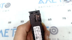 USB Hub VW Atlas 24-26 front, Type-C