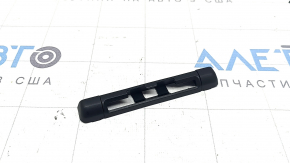 The hook of the curtain of the rear left door of VW Atlas 18-26 is broken, the fastening of the plug is broken