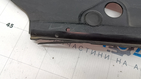 The hood-wing seal, left BMW 5 F10 11-16, has dried out