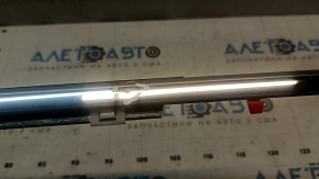 Molding door-glass central front left Lexus ES300h ES350 13-18 chrome, butt, scratches
