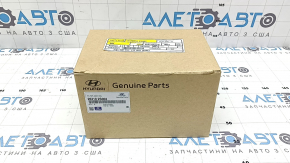 Hyundai Tucson 22-26 2.5 engine oil filter housing with cover