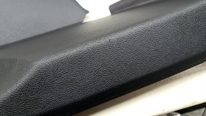 Lower right rear pillar trim Audi Q7 16-26 black, scratches