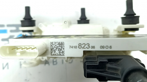 The front left door closer cable of BMW 5 G30 17-23 is torn