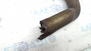 The right muffler tip of the Audi Q7 16-24 is rusty, the edge is missing a fragment
