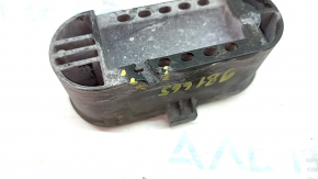 The rear right jack for Audi Q7 16-26 is crushed