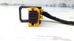 The chip for the SRS airbag module, the airbag computer for the Audi Q7 16-26, is small