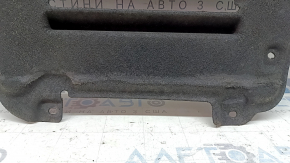 The rear engine guard of the Audi Q7 16-26 2.0T, 3.0T is dented