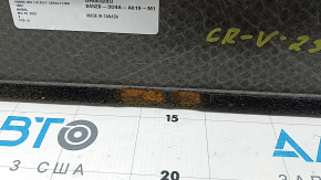 The trunk floor of the Honda CRV 23-26 HEV is black and needs cleaning