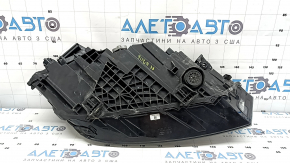 Front left headlight assembly Audi Q7 16-19 Xenon, cracked varnish